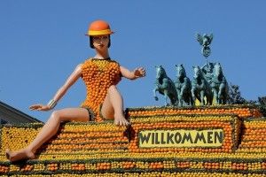 У Франції – фестиваль лимонів (фото)