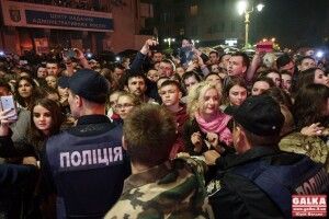 Балаган на концерті Тіни Кароль в Івано-Франківську і десятки загублених дітей