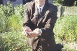 ТРИЧІ ВЧИВСЯ ХОДИТИ, АЛЕ ЗАВЖДИ СТОЯВ НА НОГАХ МІЦНО