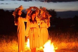Івана Купала: не піднімайте із землі грошей