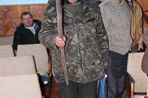 «ЯКЩО НЕ ПІДЕ У ВІДСТАВКУ — ВИНЕСЕМО З КАБІНЕТУ РАЗОМ ІЗ КРІСЛОМ»