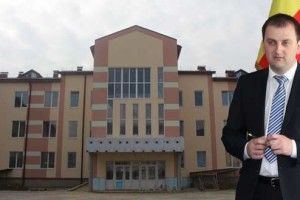 Тарас ЯКОВЛЕВ: «Зняття грошей зі школи №27 ставить під загрозу її майбутнє»*