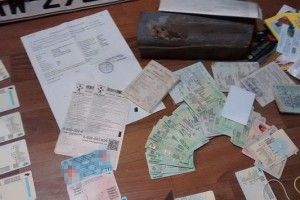На Волині виготовляли фальшиві документи на нерозмитнені автомобілі