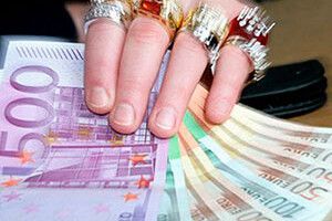 НЕВЖЕ БАГАТІ НЕ ВІРЯТЬ, ЩО БОГ ТАКИ Є?