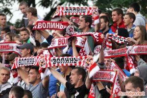Фани «Волині» виходять на марш вулицями: сьогодні треба перемогти «Ворсклу» (Відео)