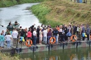 І линуло по обидва боки Бугу: «Будьмо!»