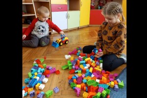 Волинські дітлахи отримали нові розвиваючі іграшки