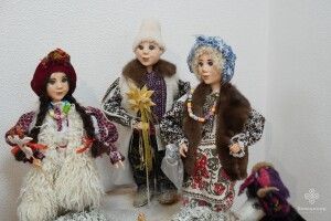 Де у місті на Волині «оселилися» сотні диво-ляльок