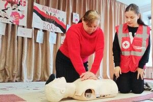 На Волині для освітян провели тренінг з першої медичної допомоги