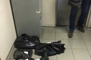 Працівників «внутрішньої безпеки» спіймали на хабарництві