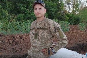 Ветеран із Луцька створив екологічний бізнес: зарядні станції для електрокарів на сонячній енергії