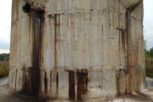 Біля Ковеля тріщать по швах резервуари з отруйними відходами 