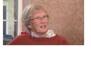«Називаємо бабусею»: британська пенсіонерка взяла кредит, щоб купити будинок для біженців з України