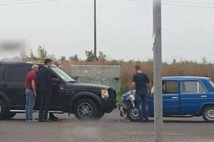 Поблизу Рівного не розминулися «Жигуль» та «Range Rover»