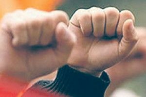 ЖИТЕЛІ ЧОТИРЬОХ СІЛ ПОГРОЖУЮТЬ ПЕРЕКРИТИ ДОРОГУ