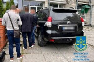 Начальника управління Волинської ОВА підозрюють в одержанні неправомірної вигоди (Фото)