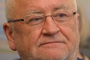 НЕ ПОБОЯВСЯ СТАТИ НА КОЛІНА ПЕРЕД НАРОДОМ