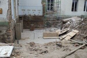 В Гороховському інтернаті, де обвалилася стіна, деякі мешканці сплять в коридорі (Відео)