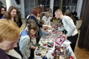 У Луцьку пройшла благодійна вистава «Чарівник країни Оз»