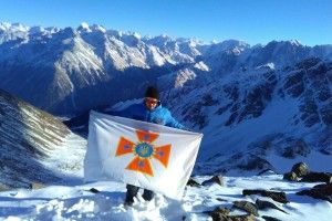 Український пожежник видерся на Ельбрус (фото)