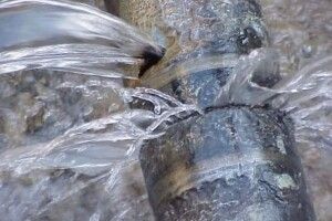 Просять обмежити скидання стічних вод: у Ковелі - велика аварія на колекторі