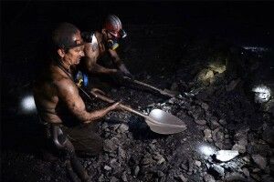 За незаконне звільнення шахтаря керівник заплатить майже 25 тисяч