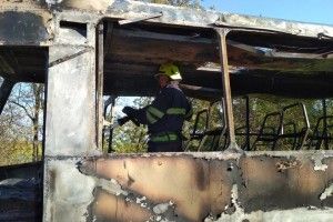 Рейсовий автобус загорівся під час руху