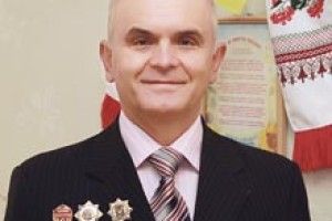 35 РОКІВ ВІДДАВ ПОШТІ