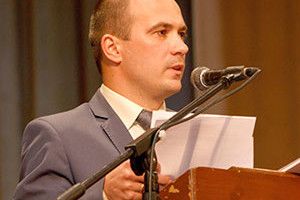Роман РОМАНЮК: «ДО ВЛАДИ НА МІСЦЯХ ПОВИННІ ПРИЙТИ ЗНАВЦІ СВОЄЇ СПРАВИ»*
