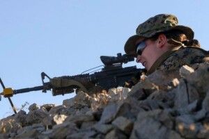 У США офіцером морської піхоти вперше стала жінка