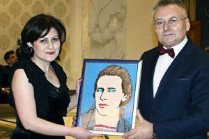 Вишита поліською майстринею Леся Українка оселилася в Сурамі 