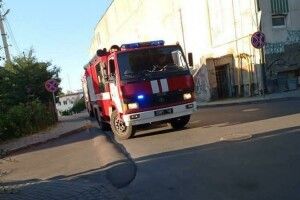 У Луцьку незагашений недопалок спричинив пожежу (Відео)