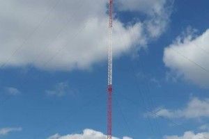 Під Донецьком з’явилася величезна телевежа, яка транслюватиме українські канали в окупованих районах  