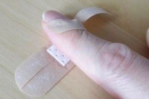 Маленька, але дуже корисна порада про лейкопластир 