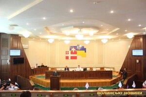 Зорієнтували, коли депутати Волинської облради звітуватимуть перед виборцями 