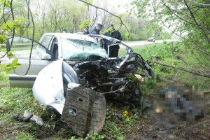 На трасі Луцьк-Рівне – смертельна автокатастрофа (фото)