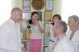 ЩОБ ЛЮДИ ЗНАЛИ ПРО ДОБРІ СПРАВИ*