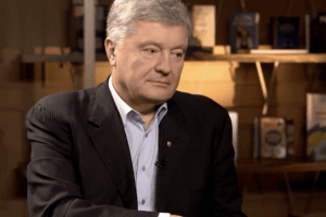 Порошенко розповів, скільки кілометрів фортифікацій треба збудувати Україні