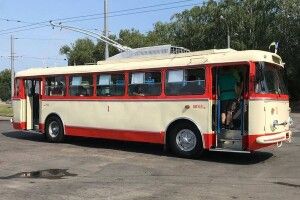 У Рівному відновили найстаріший тролейбус України