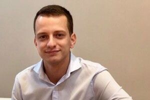 «Слуга народу» заявив, що вторгнення РФ до Криму спровокував «мовний закон»