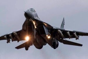 Бригада тактичної авіації, що дислокується в Луцьку заступила на бойове чергування (Фото)
