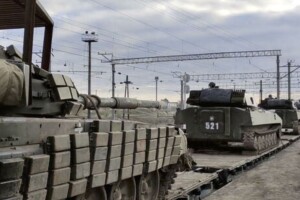​Росіяни почали перекидати в білорусі техніку ближче до кордону з Україною, – Беларускі Гаюн