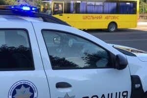 Біля школи у селі під Луцьком чергуватимуть поліцейські