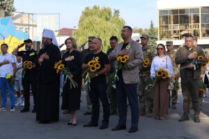 В обласному центрі Волині вклонилися полеглим за 12 років Героям
