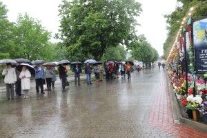 У Камені-Каширському на Алеї Героїв освятили нові банери