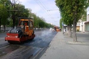 У Луцьку облагороджують під’їзди до зупинок громадського транспорту
