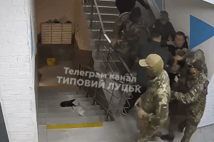 Омбудсмен вимагає розслідування через силове затримання чоловіків у Луцьку та Нововолинську (Відео)