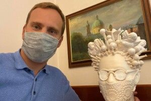 Легка форма коронавірусу: лікар назвав симптоми