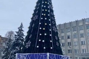 Чи встановлюватимуть у Ковелі головну ялинку: офіційний коментар мера міста