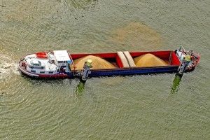  Українська компанія пустить баржі по Нілу